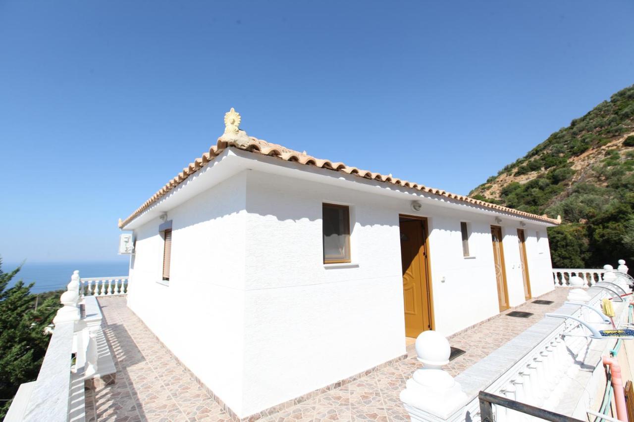Lukovë Hotel Lagjini מראה חיצוני תמונה
