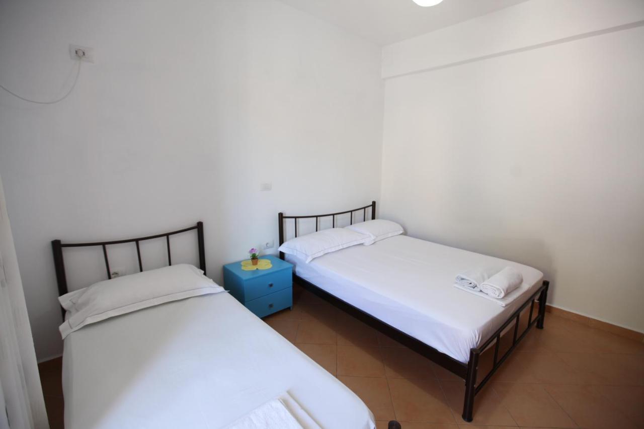 Lukovë Hotel Lagjini מראה חיצוני תמונה