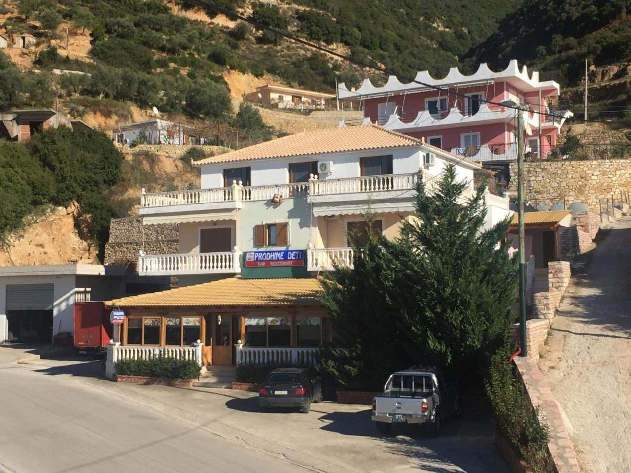 Lukovë Hotel Lagjini מראה חיצוני תמונה
