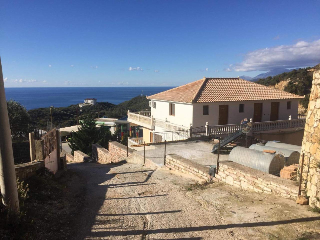 Lukovë Hotel Lagjini מראה חיצוני תמונה