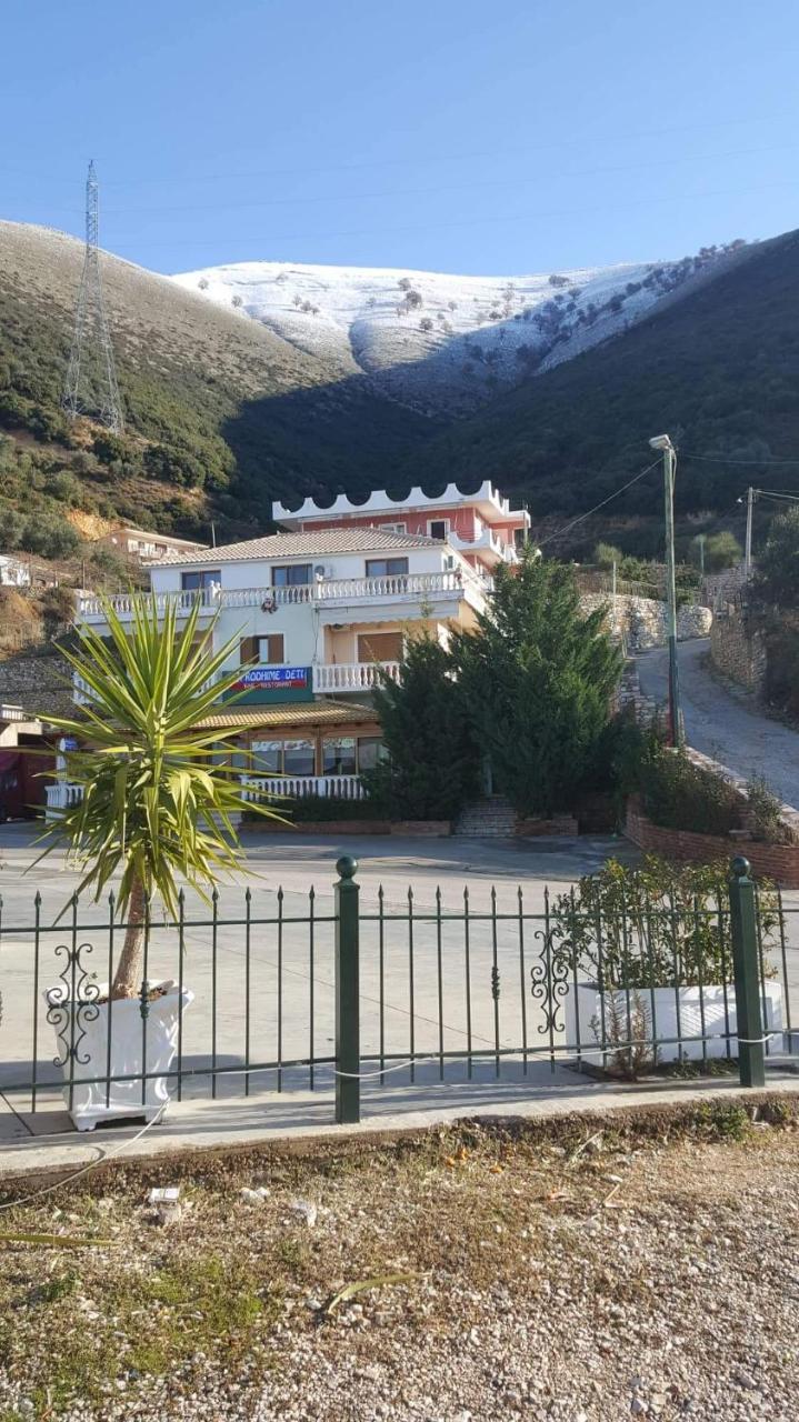 Lukovë Hotel Lagjini מראה חיצוני תמונה